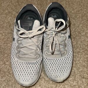 Under Armour Gym shoes